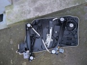 MECHANIZM PODNOŚNIK SZYBY ZAMEK PRAWY PRZÓD MERCEDES W117 CLA 45 AMG