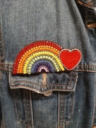  Broszka tęczowa wielokolorowa