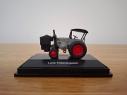 Lanz Bulldog z generatorem drewna Schuco 1:87