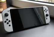 Nintendo Switch OLED - komplet