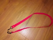 Pasek parciany do torby czerwony z zaczepami uniwersalny 102cm