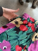 Spodnie w kwiaty haremki luźne