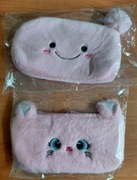 Różowy piórnik pluszowy – 20x10 cm