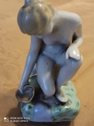 Figurka porcelanowa "u źródła" Ćmielów,PRL