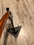 chwyt wspinaczkowy drytooling metalowy "V"