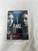 Fake it - Sandra Nowaczyk