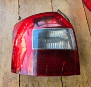 LAMPA LEWY TYŁ AUDI A4 B6 KOMBI 8E9945095