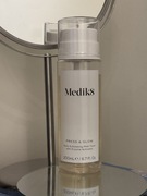 Medik8 tonik Press&Glow