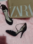 (40) ZARA/ Bogato zdobione czółenka wieczorowe, Szpilki z Madrytu 