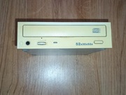 Napęd optyczny nagrywarka CD-RW 52x retro