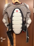 Zestaw DH/FR: Zbroja DAINESE Gladiator 2 + Nakolanniki (+ Kask opcja)