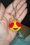 Brelok emotikon zakochany Handmade keychain emoji in love