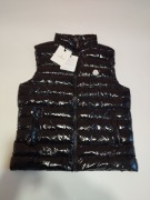 Nowy bezrękawnik męski Moncler 