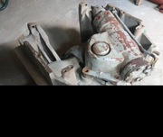 Wspornik osi, oś, serwomechanizm 