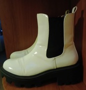 Botki damskie DeeZee białe lakierowane