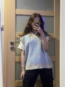 Szaro niebieski sweter, kamizelka