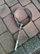 Obejma ścienna z kołkiem wzmocniona kwas