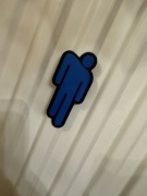 Magnes niebieski blohsh Billie Eilish