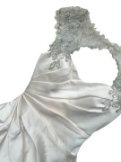 suknia ślubna vintage z odkrytymi plecami z kryształkami