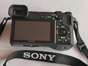 Sony 6500 APS-C z obiektywem i kompletem filtrów Hoya