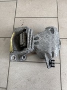 MEGANE 2,0 TCE III ŁAPA PODUSZKA 112100035R