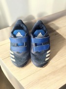 Adidas buty dziecięce r. 23 / 6K – lekkie, oddychające, rzepy, oryginalne