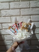 Zestaw słodyczy Słodki box kinder z misiem Prezent na Komunię Roczek 