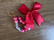 Piękna broszka do wózka z dowolnym imieniem ! Prezent 