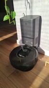 IRobot Roomba i7+ stacja dokująca + akcesoria
