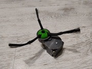 Moduł szczotki bocznej Irobot Roomba i5 ze szczotką (tylko 7h)