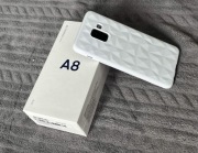 Samsung Galaxy A8 2018 + oryginalne słuchawki/pudełko/etui