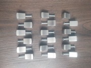 18 metalowych uchwytow 
