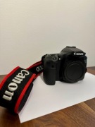Canon 70D body, przebieg 4100,torba Lowepro gratis