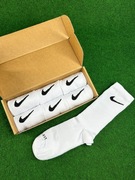 Nike Wysokie Białe Długie Skarpety Boks 42-45 (6 par)