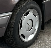 Koła stalowe Mercedes w124 R15 zimowe oryginalne kołpaki w124 