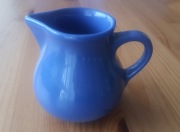 Mały niebieski dzbanuszek na mleko śmietankę  200ml