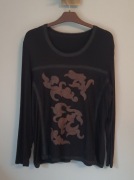 czarna bluzka z długim rękawem ze wzorem w stylu vintage