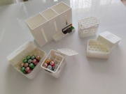 Zestaw organizerów na baterie AA/AAA – pudełka + stojak | druk 3D | komplet