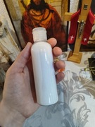 Egzorcyzmowana sól w plastikowej butelce 