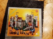 LEGO ICONS ZAMEK RYCERZY HERBU LWA 10305