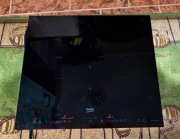 Płyta indukcyjna BEKO HII 68600 PT # Łączone pola