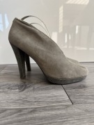 szare zamszowe botki na obcasie Michael Kors Rozmiar 8