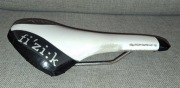siodełko FIZIK ANTARES 192 g 135 mm