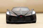 Model samochodu jak Bugatti La Voiture Noire 1:32 światła dźwięk