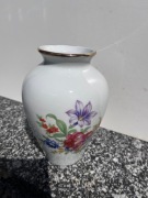 Wazon porcelanowy CHODZIEŻ kwiaty złoty rant PRL lata 60/70 retro