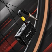 Mini elektryczna pompka rowerowa CYCLAMI AM6 130 PSI