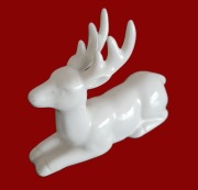 Figurka świąteczna RENIFEREK porcelanowa