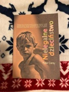 „Nielegalne dzieciństwo” Peter Carey