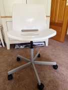 Fotel biurowy na kółkach IKEA