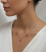 Złoty naszyjnik z serduszkami – idealny na Walentynki i Dzień Kobiet